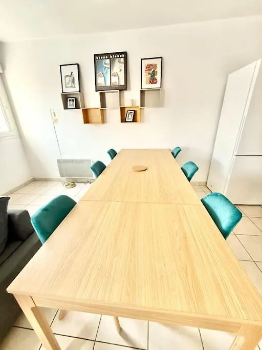 Appartement Deux Chambres Brest Centre Proche Tram Apartman
