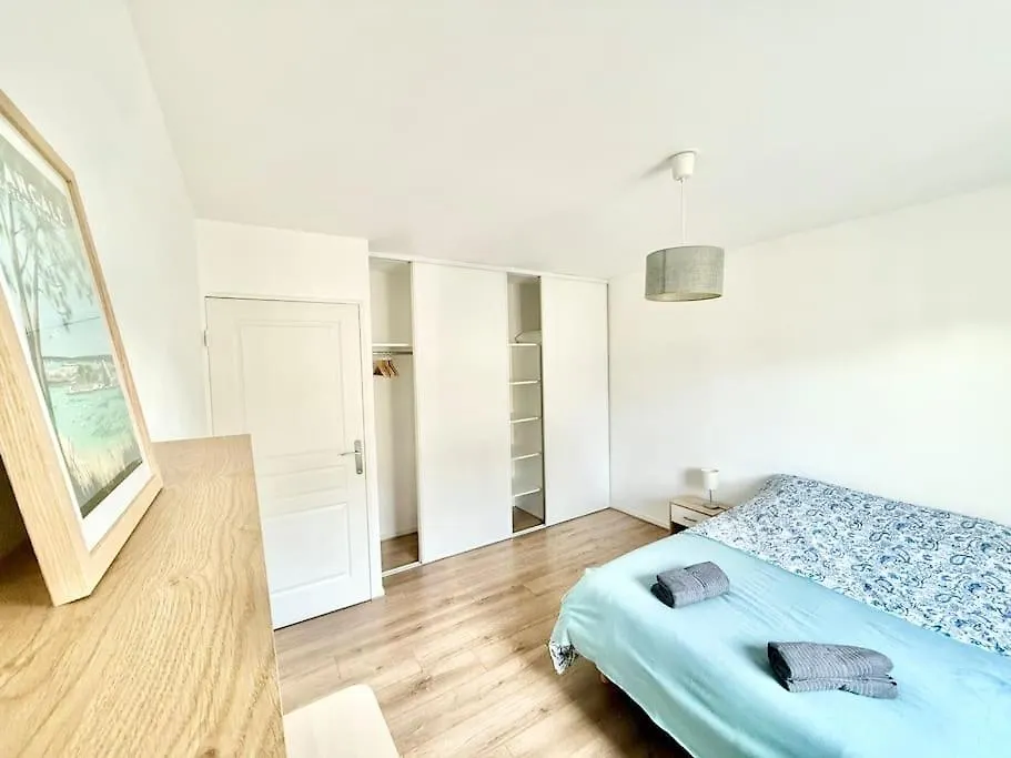 Appartement Deux Chambres Brest Centre Proche Tram Apartment