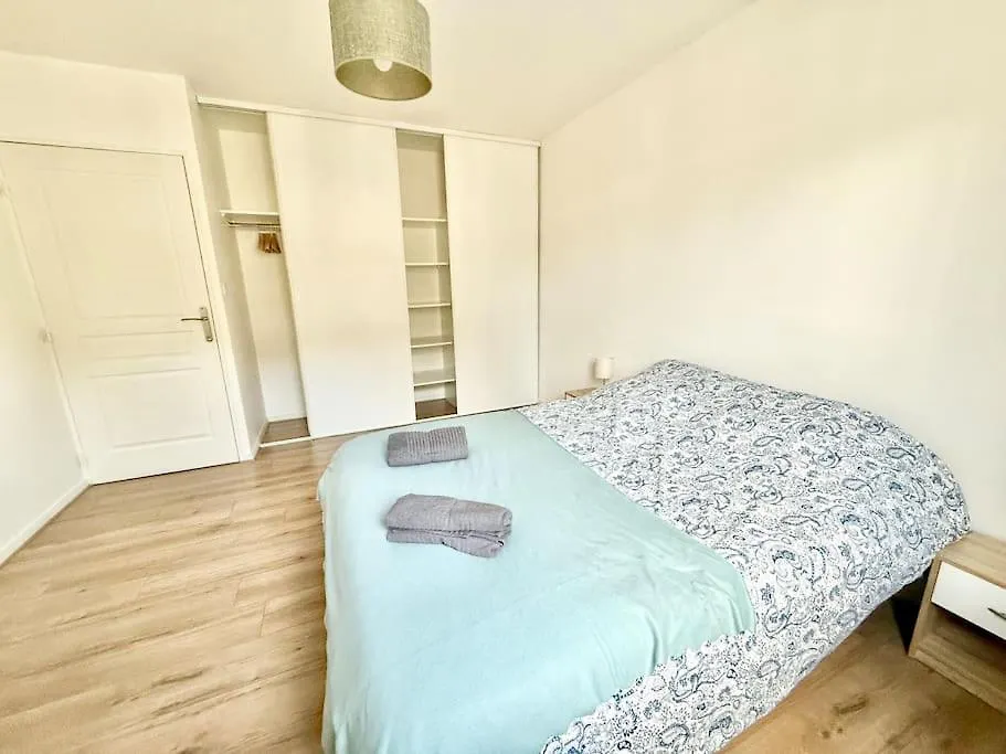 Appartement Deux Chambres Brest Centre Proche Tram 0*,  France
