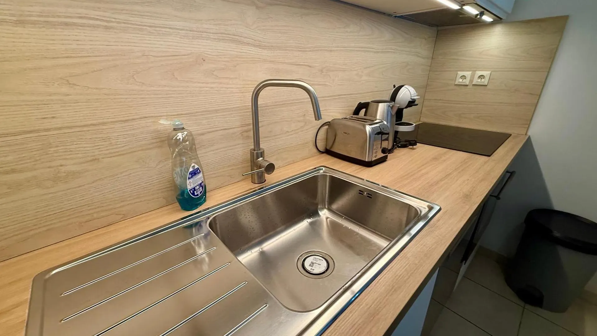 Apartment Appartement Deux Chambres Brest Centre Proche Tram
